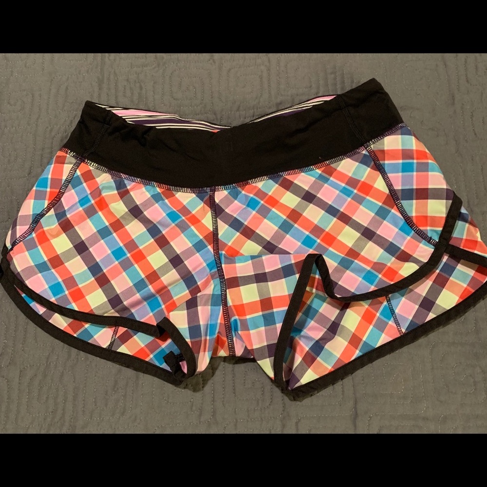 EUC sz 4 Lululemon Seawheeze Speed Shorts